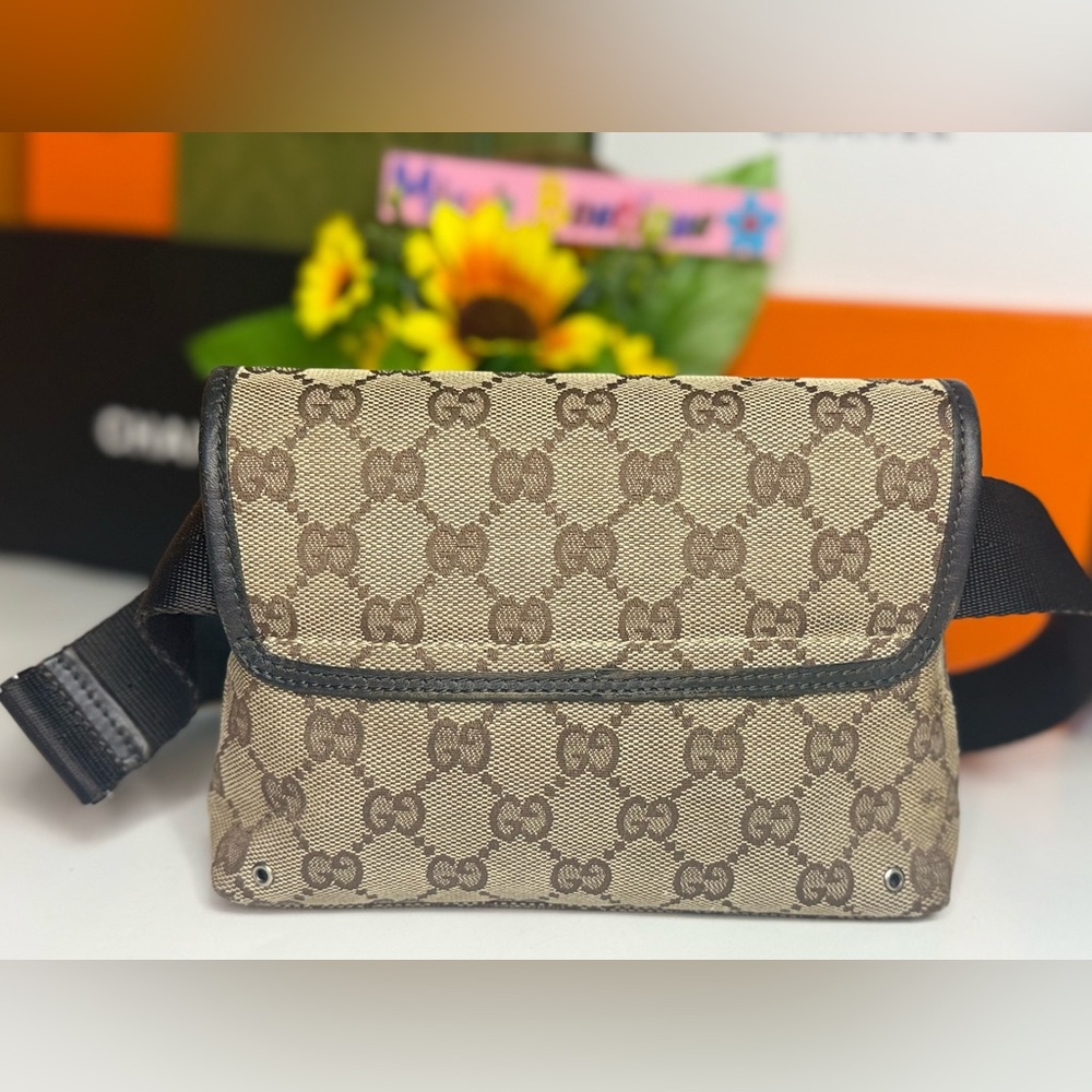 Auth GUCCI GG Logo Canvas Body Bag/Waist Bag - Picture 4 of 17